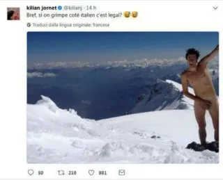 foto del post con Kilian Jornet Burgada nudo in segno di protesta